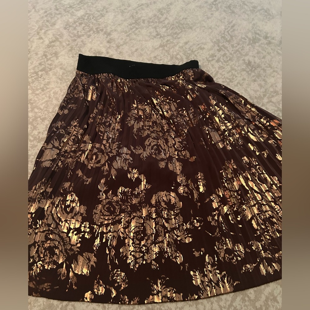 Lularoe Elegant Brown and Gold Floral Jill Skirt